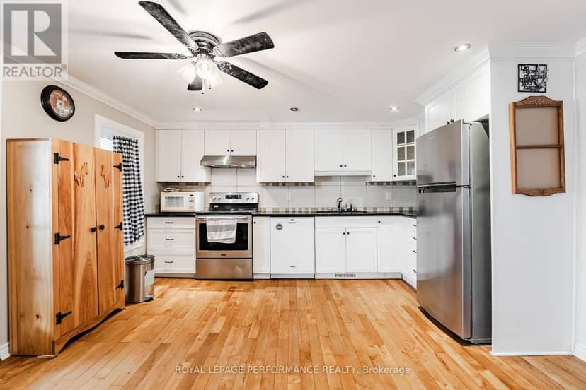 6 Whitehead Street — photo 15 of 40