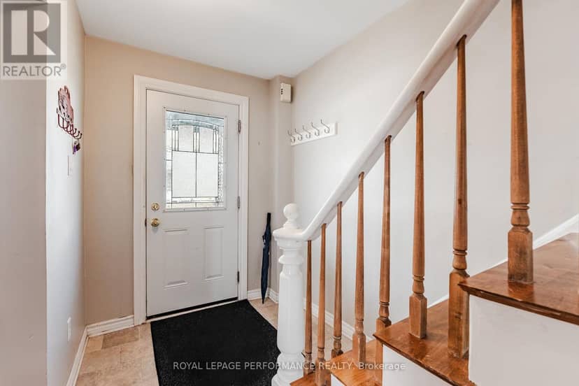 6 Whitehead Street — photo 3 of 40
