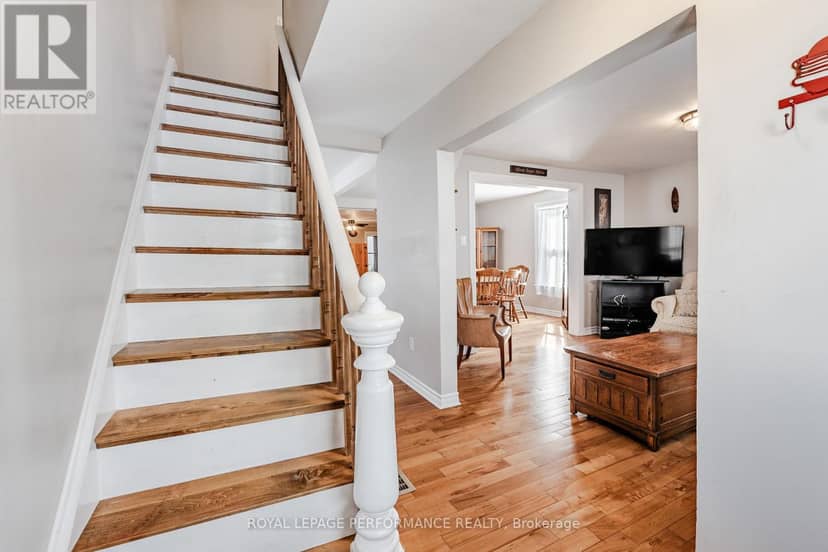 6 Whitehead Street — photo 4 of 40