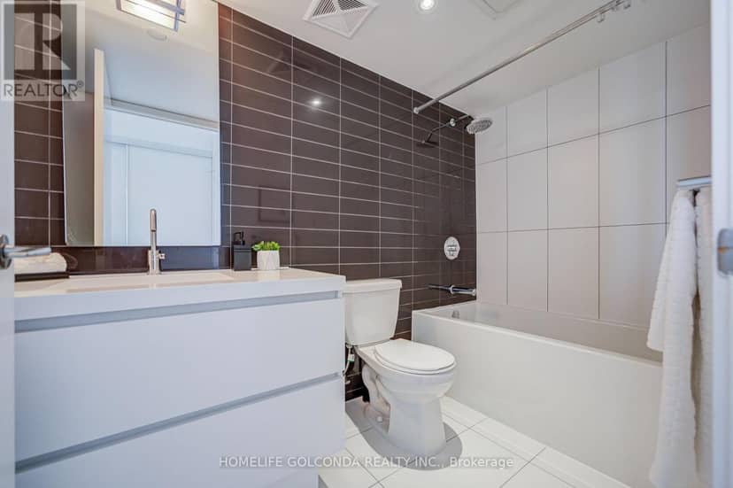 1512 - 85 Queens Wharf Road — photo 31 of 40