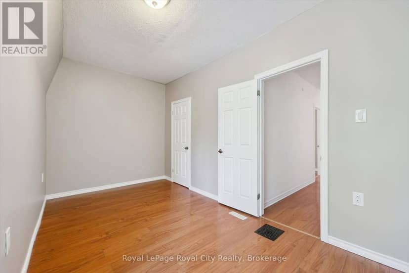 90 Neeve Street — photo 22 of 31