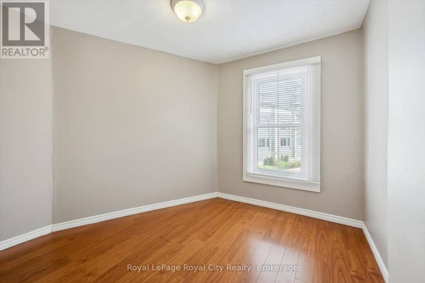 90 Neeve Street — photo 27 of 31