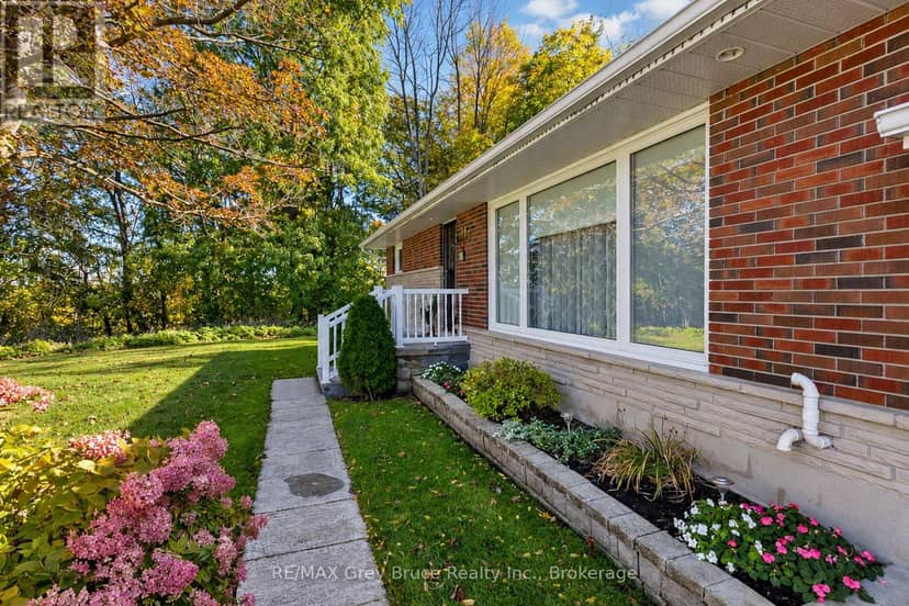 617 17th Street W, Owen Sound, photo 3
