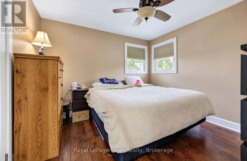 164 Strachan Street — photo 16 of 30