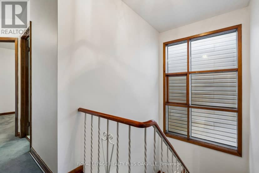 72A Lindsey Avenue — photo 19 of 40