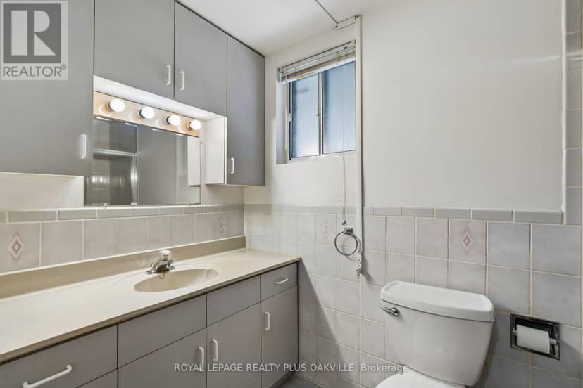 72A Lindsey Avenue — photo 40 of 40