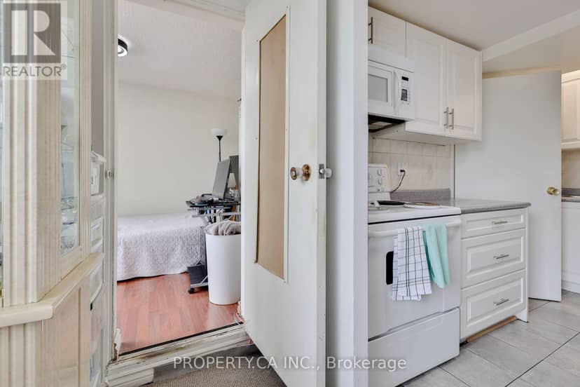 517 - 5 Parkway Forest Drive — photo 9 of 39