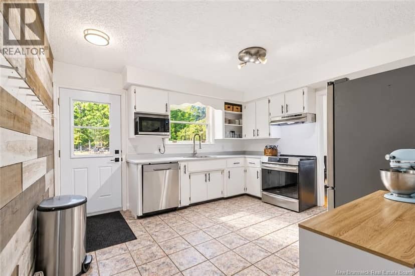 74 Camber Drive — photo 9 of 40