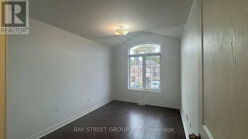 63 Port Arthur Crescent — photo 22 of 35