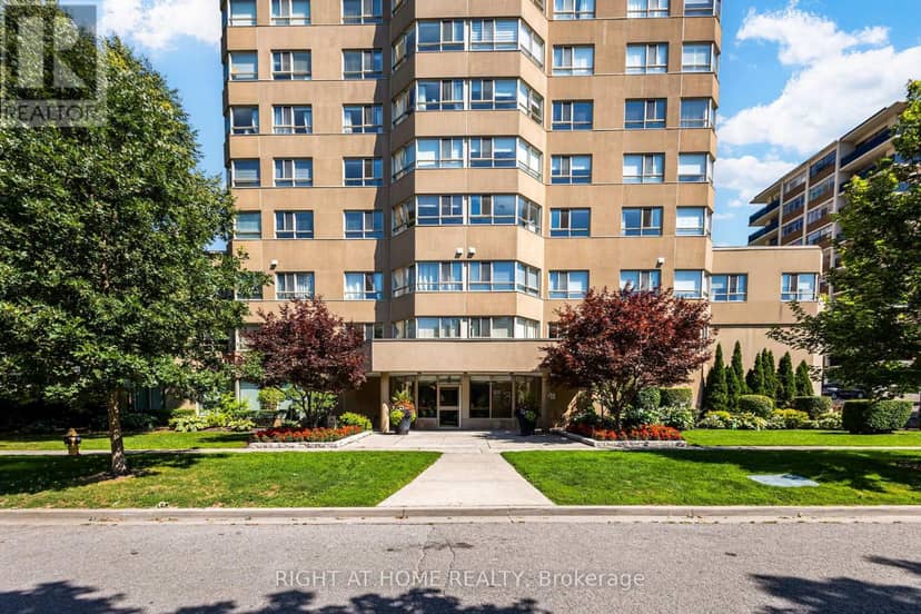 912 - 4 Park Vista Drive — photo 2 of 24