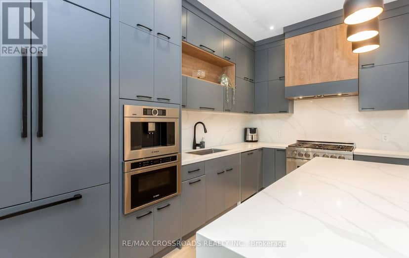 10 Hamstead Avenue — photo 10 of 40