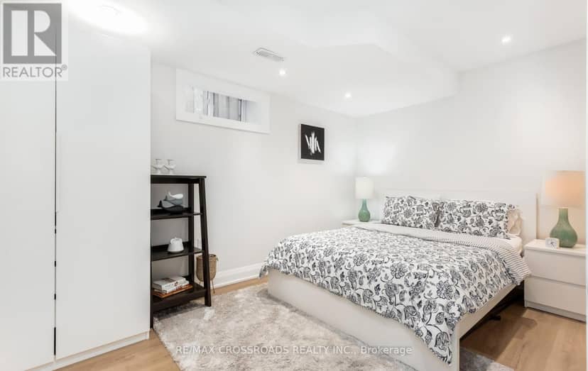 10 Hamstead Avenue — photo 38 of 40