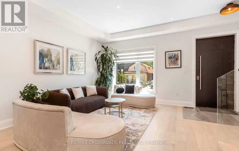 10 Hamstead Avenue — photo 5 of 40