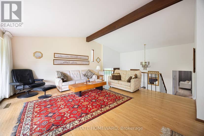 23 Norbury Crescent — photo 8 of 31