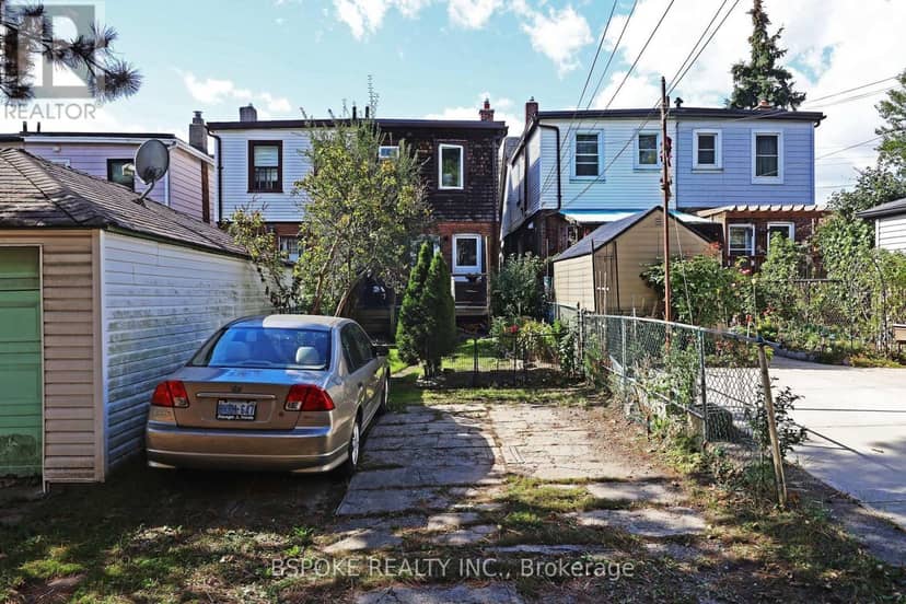 389 Coxwell Avenue — photo 31 of 33
