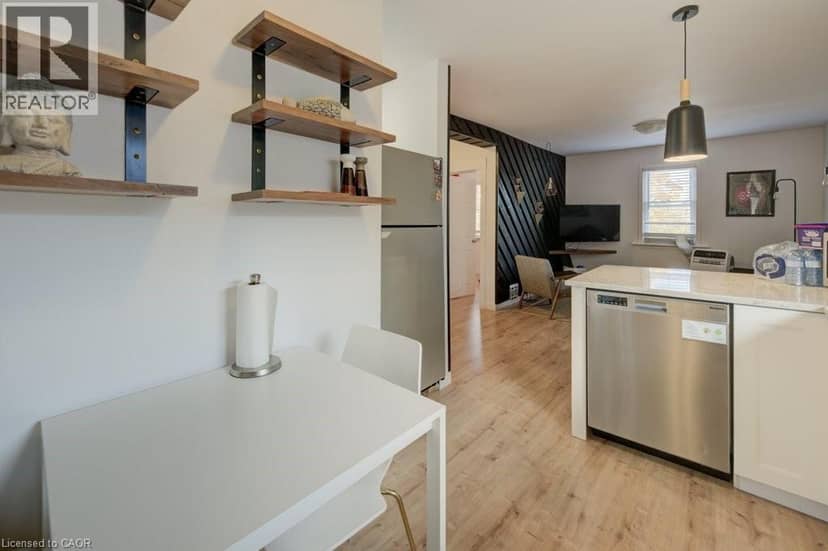 46 CHERRY Street — photo 9 of 40
