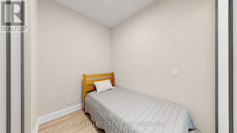 2215 - 12 Gandhi Lane — photo 16 of 30