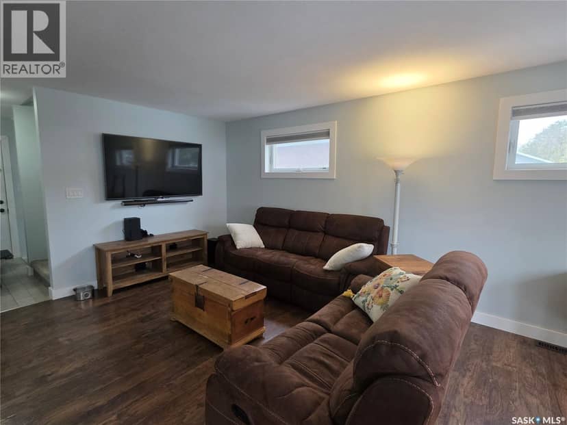 902 Connaught Street, Regina, photo 4