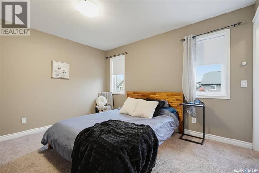 522 Mahabir LANE — photo 12 of 40