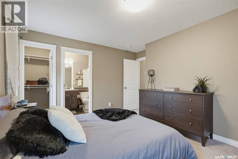 522 Mahabir LANE — photo 14 of 40