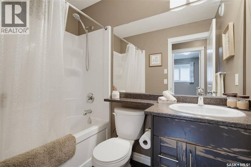 522 Mahabir LANE — photo 18 of 40