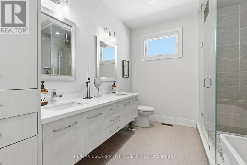 65 Forest Avenue — photo 36 of 40