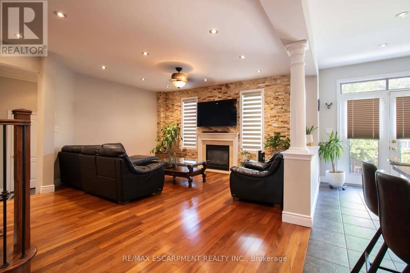 4644 Ethel Road — photo 10 of 40