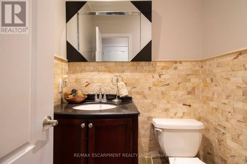 4644 Ethel Road — photo 19 of 40
