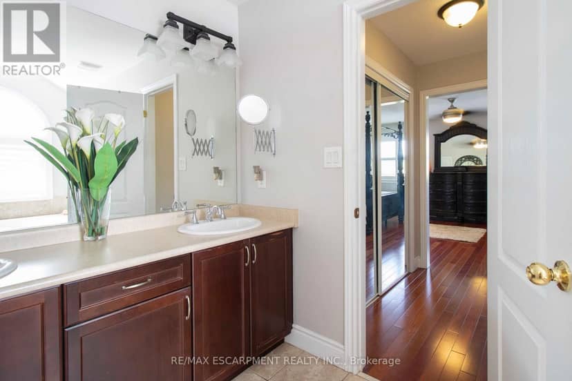 4644 Ethel Road — photo 35 of 40