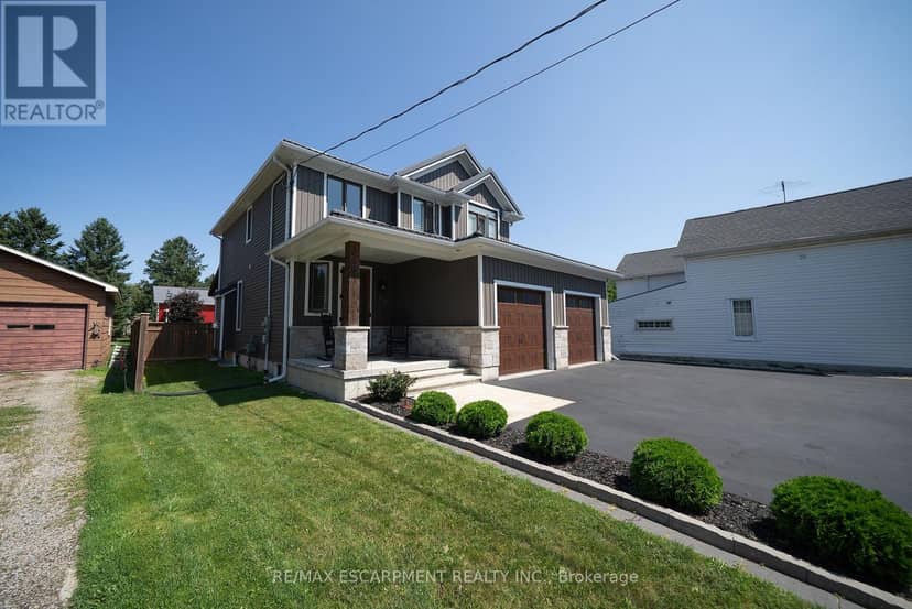 166 King Street, Brant, photo 2