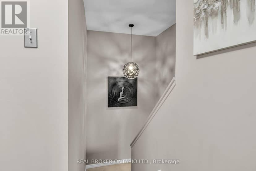 15 - 415 Morgan Avenue — photo 15 of 25
