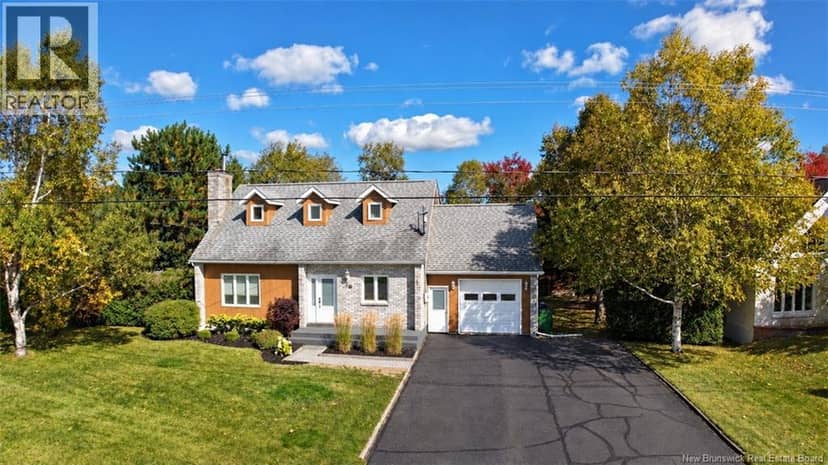 20 Paquin Street, Saint-Jacques