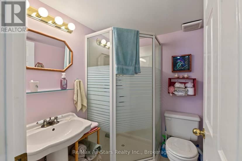 9 Hillview Drive — photo 31 of 40