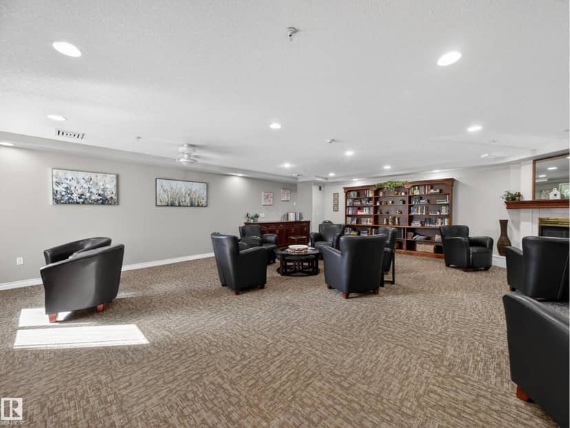 #307 70 Crystal Ln, Sherwood Park, photo 5