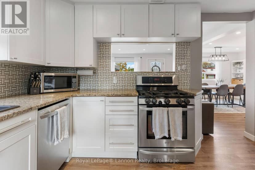 95 Oswald Street — photo 14 of 40