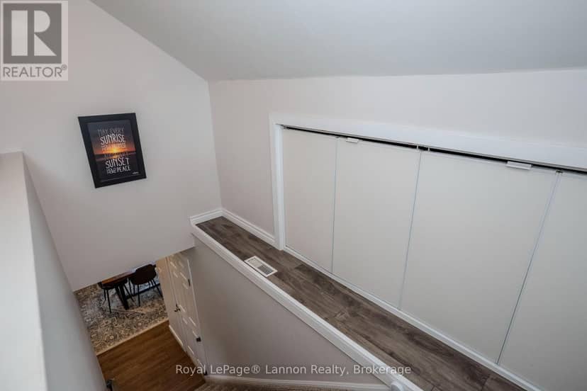95 Oswald Street — photo 22 of 40