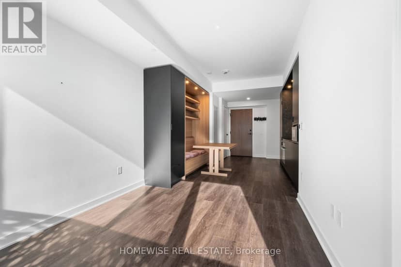 4506 - 55 Charles Street E — photo 9 of 18