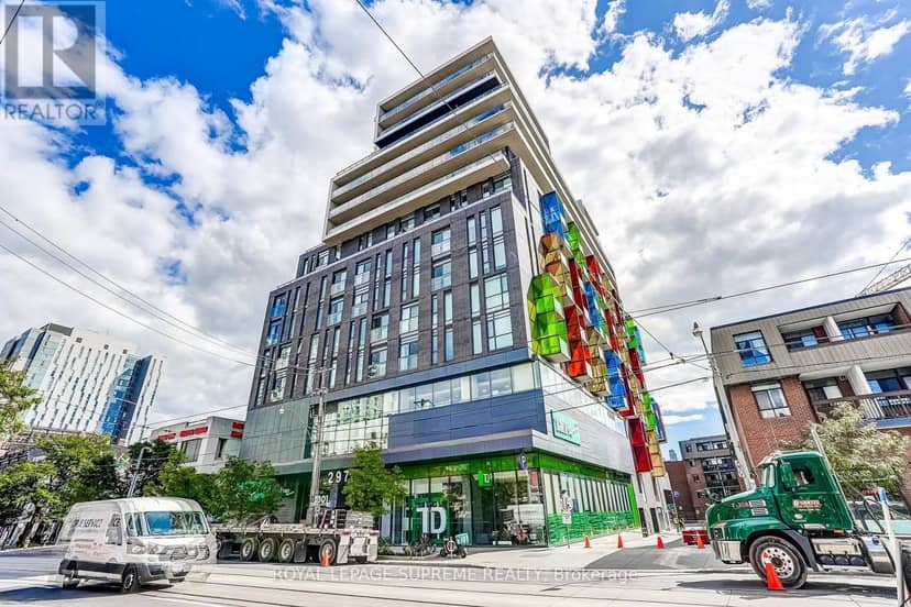 720 - 297 College Street — photo 2 of 25
