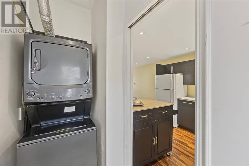 30 Scott Street — photo 16 of 40