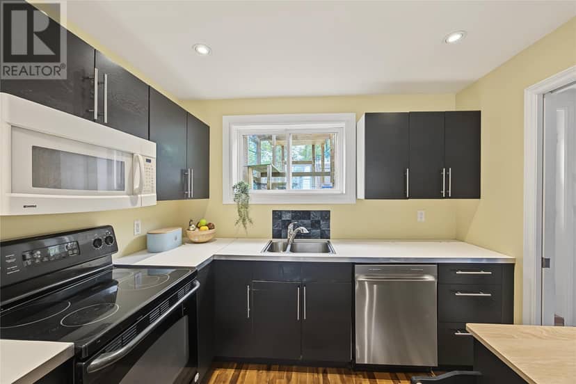 30 Scott Street — photo 13 of 40