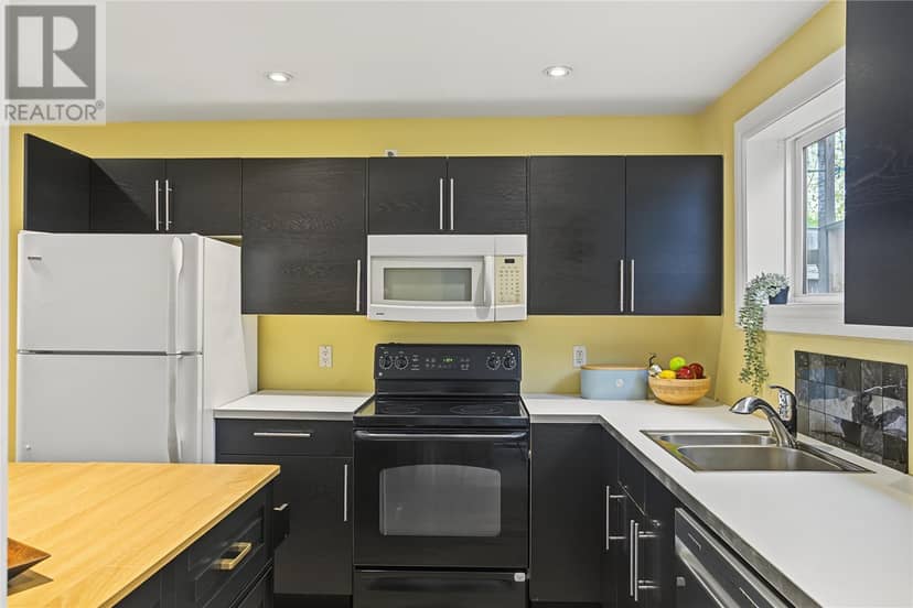 30 Scott Street — photo 15 of 40