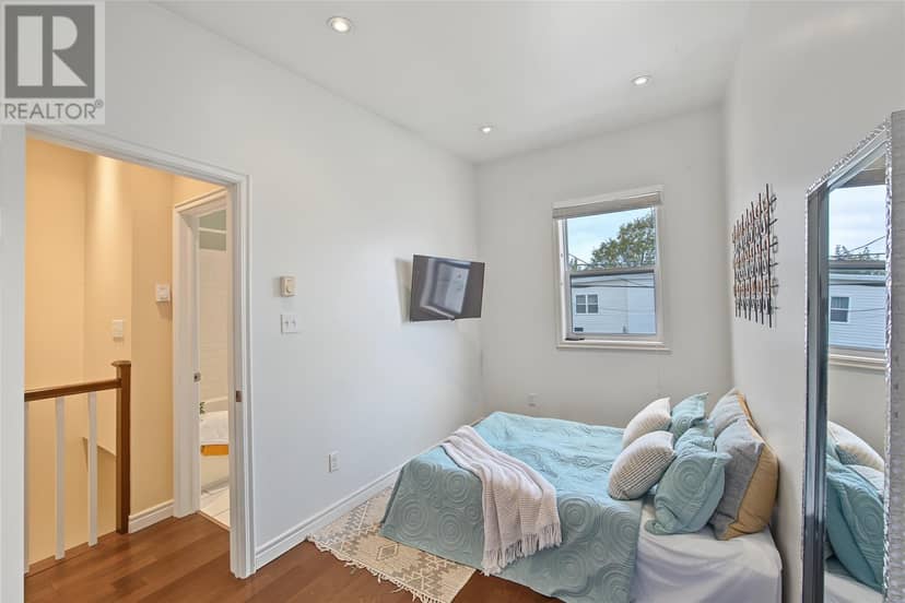 30 Scott Street — photo 32 of 40