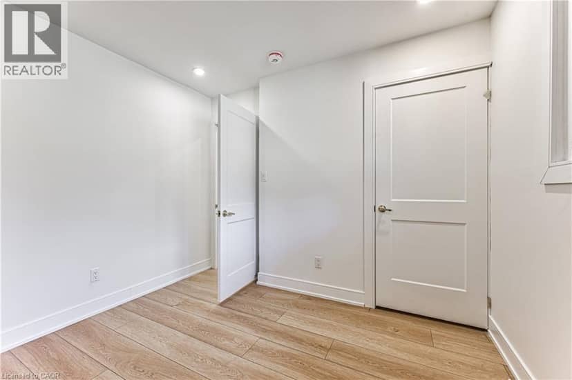 7385 NORTH DORSET Place — photo 25 of 40
