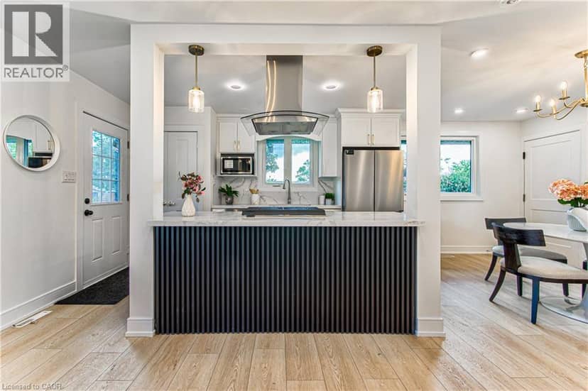 7385 NORTH DORSET Place — photo 12 of 40