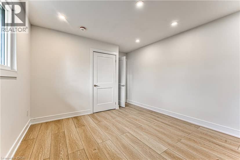 7385 NORTH DORSET Place — photo 22 of 40