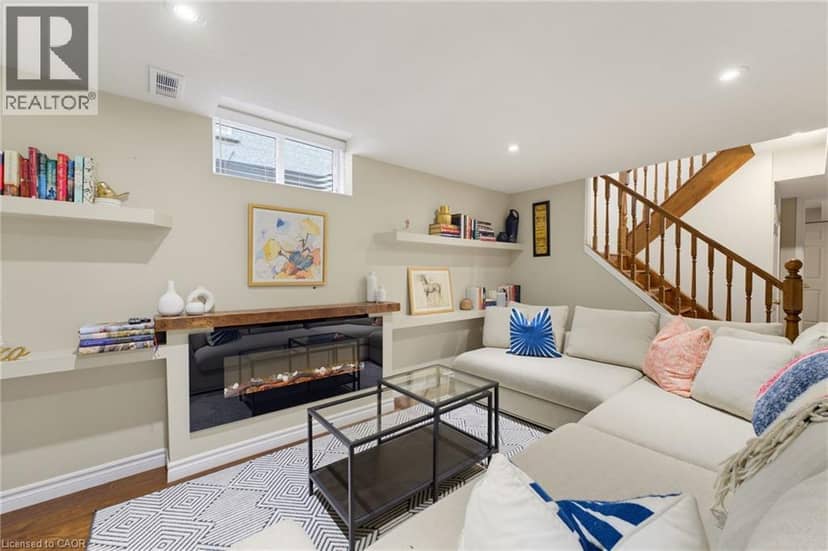 135 MCNICHOL Drive — photo 24 of 40