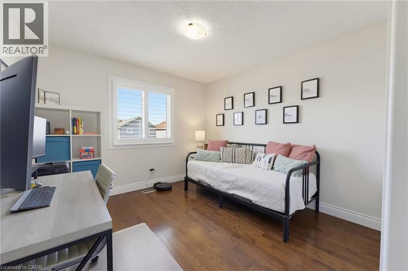 135 MCNICHOL Drive — photo 23 of 40