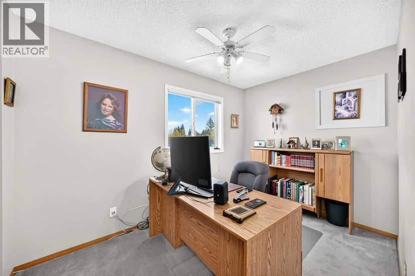 82 Riverglen Drive SE — photo 21 of 40