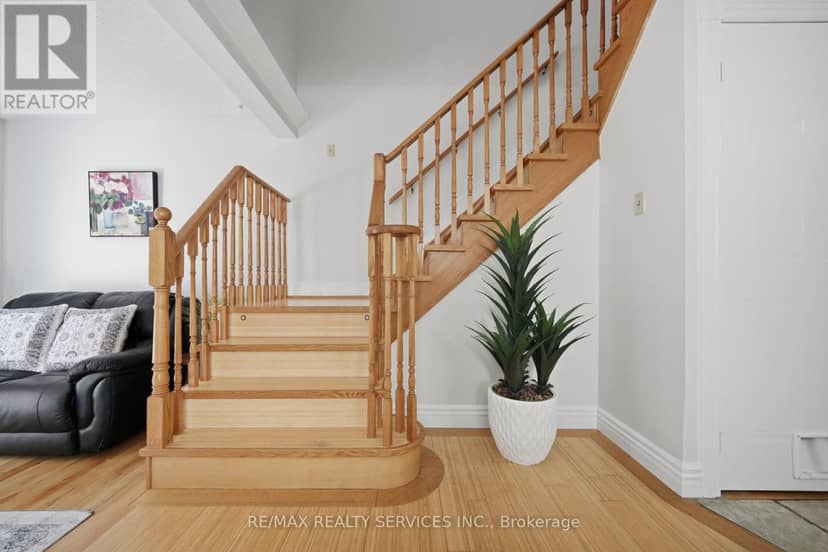 15 Climie Court — photo 18 of 39