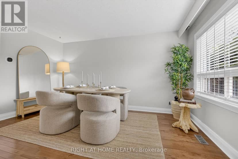 77 Elma Street, Toronto, photo 5